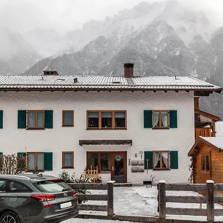 Barbara Jais Διαμέρισμα Mittenwald