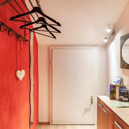 Barbara Jais Apartment *